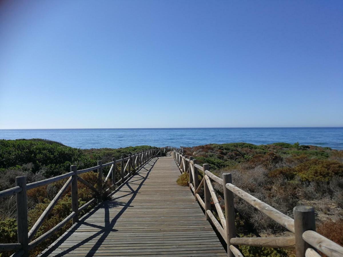 Benalmadena ,apartamento-Estudio primera Línea de Playa Exterior foto